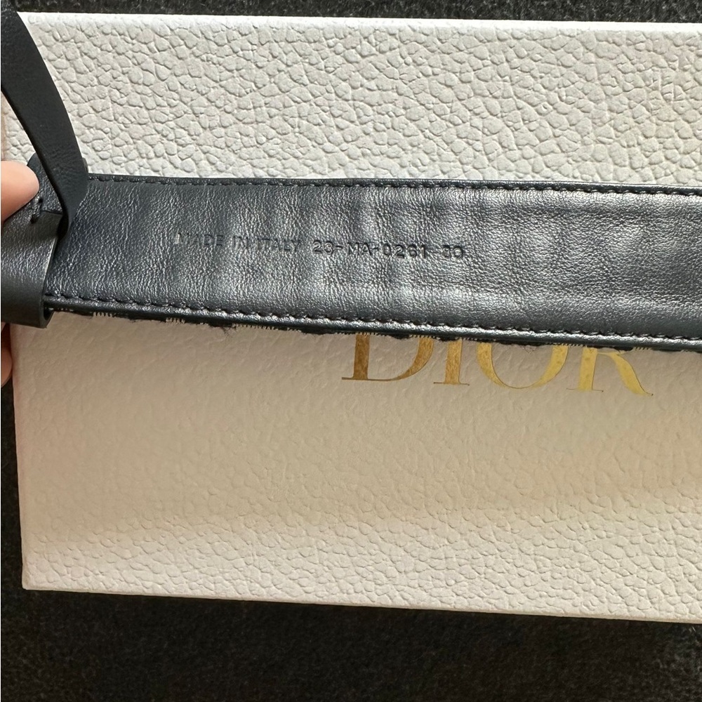 DIOR BELL - Picture 4 of 5